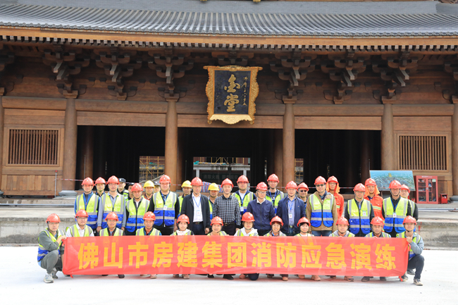 開(kāi)展消防應(yīng)急演練，筑牢安全生產(chǎn)防線